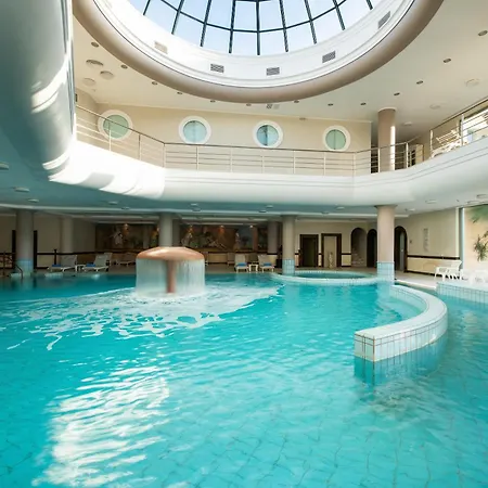 Thermae Sylla & Wellness Resort Edipsos