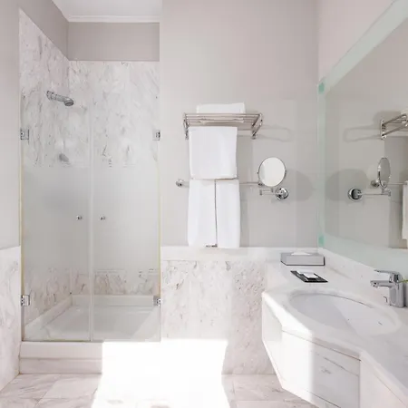 Thermae Sylla & Wellness Resort Edipsos